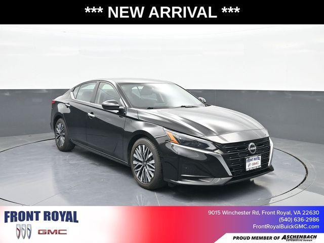 used 2023 Nissan Altima car, priced at $18,577