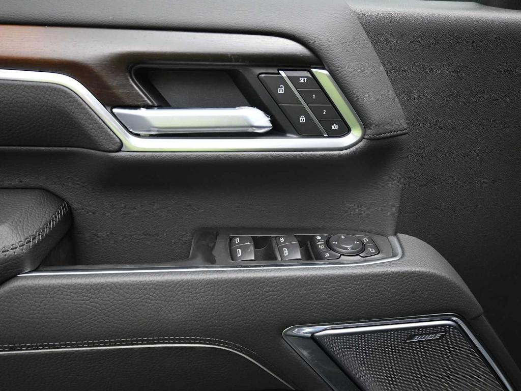 new 2025 GMC Sierra 2500 car, priced at $80,000