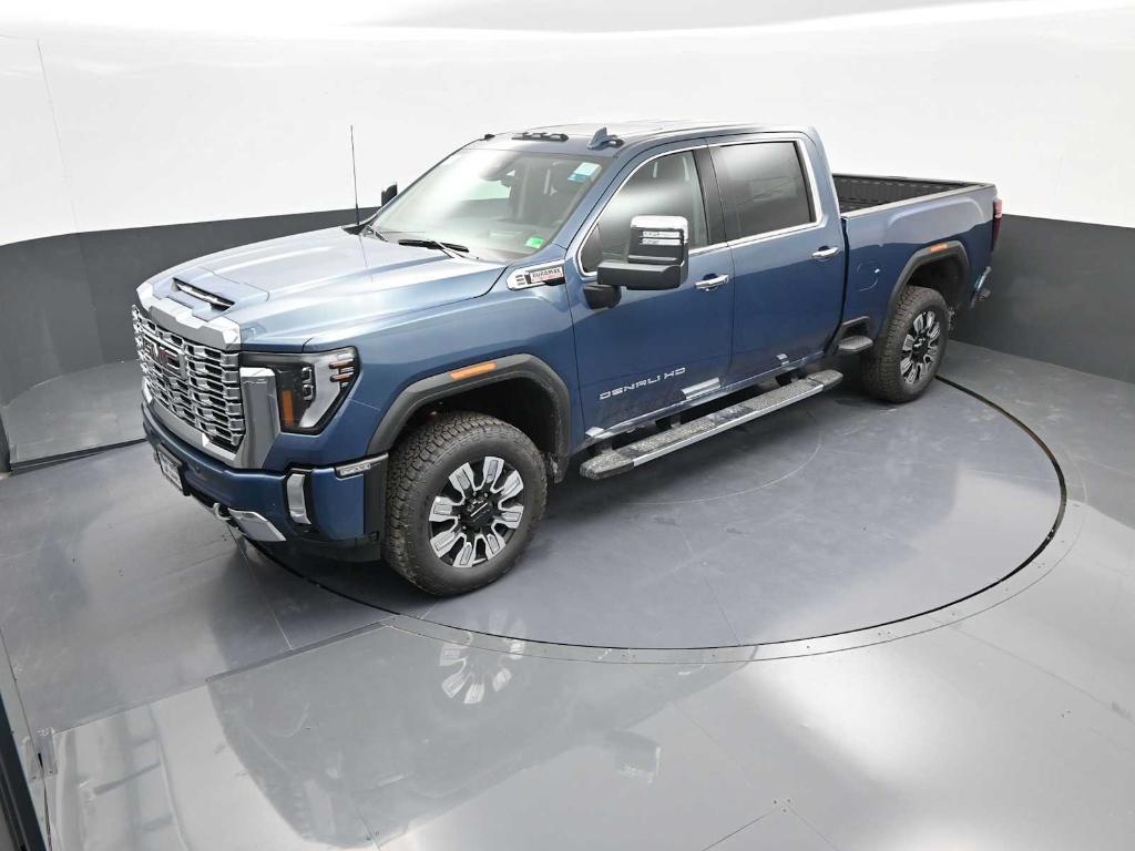 new 2025 GMC Sierra 2500 car, priced at $80,000