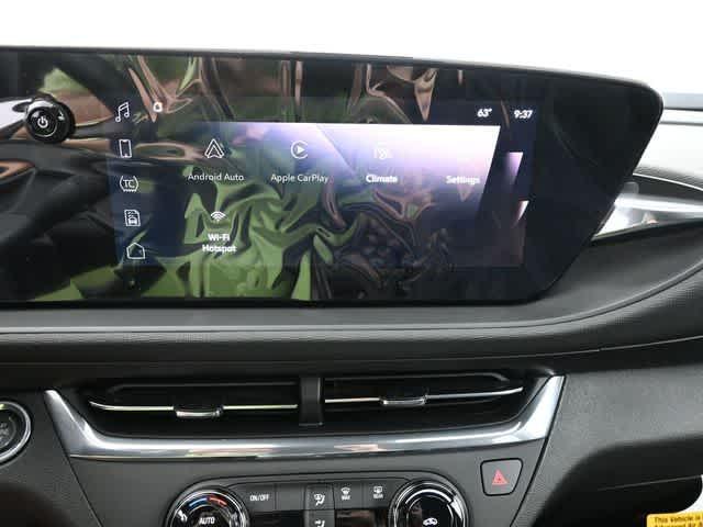new 2025 Buick Envista car, priced at $24,500