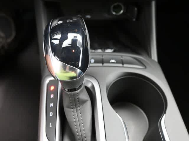 new 2025 Buick Envista car, priced at $24,000