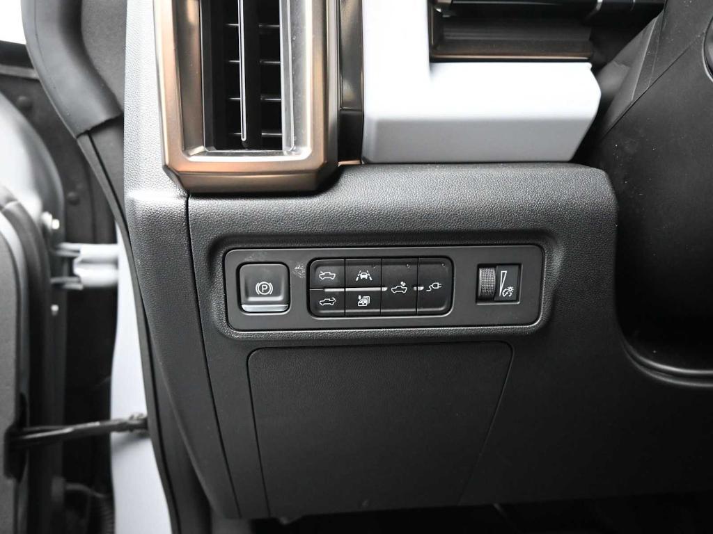 new 2025 GMC HUMMER EV Pickup car, priced at $105,000