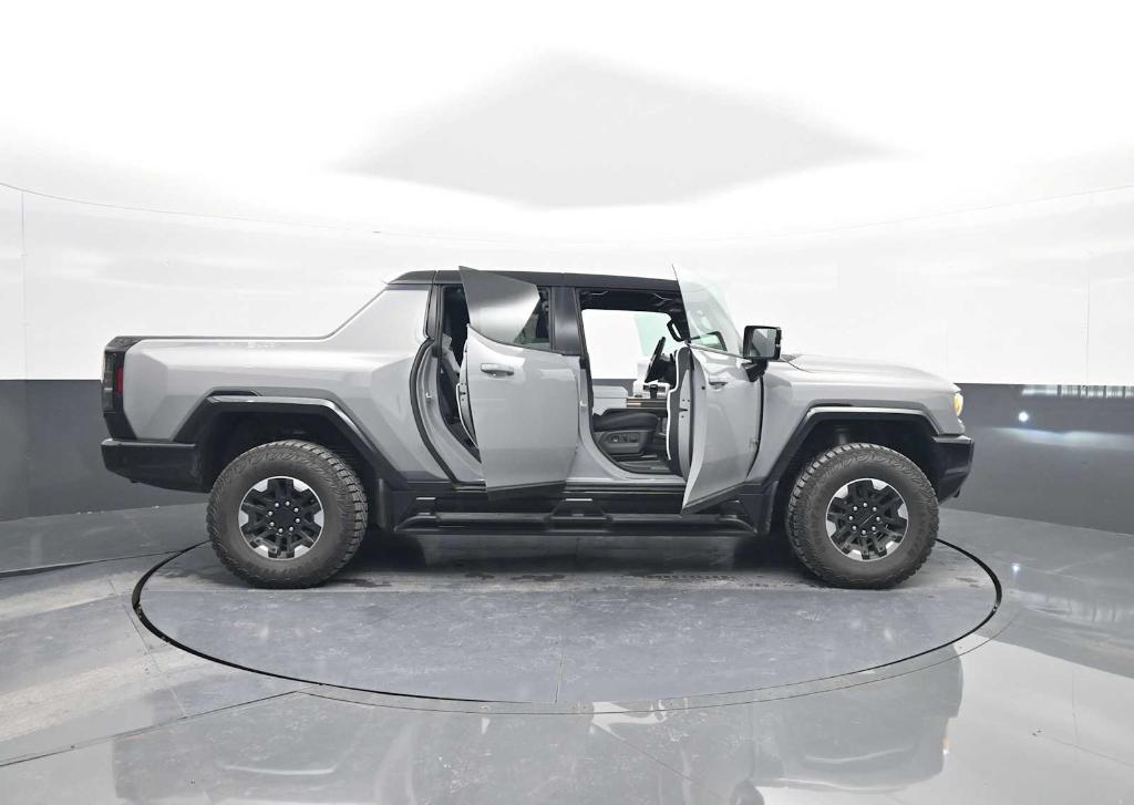 new 2025 GMC HUMMER EV Pickup car, priced at $105,000