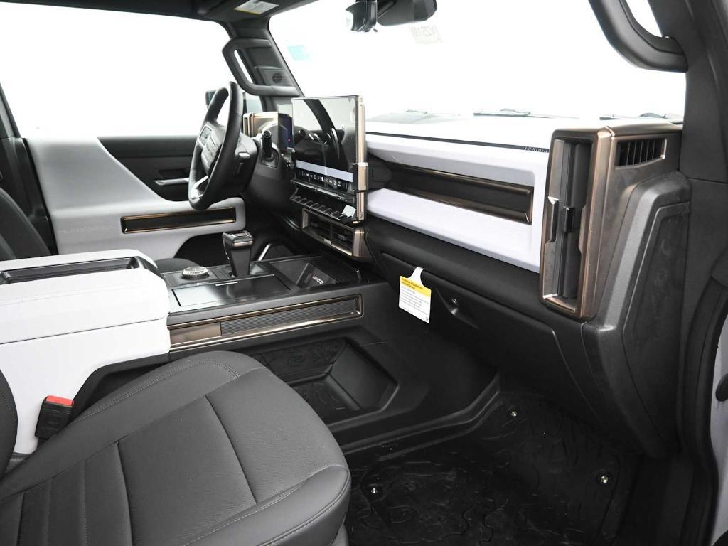 new 2025 GMC HUMMER EV Pickup car, priced at $105,000