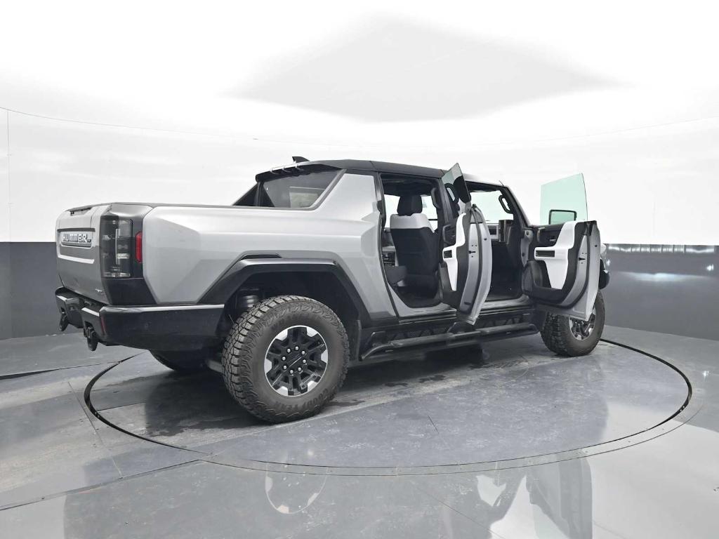 new 2025 GMC HUMMER EV Pickup car, priced at $105,000