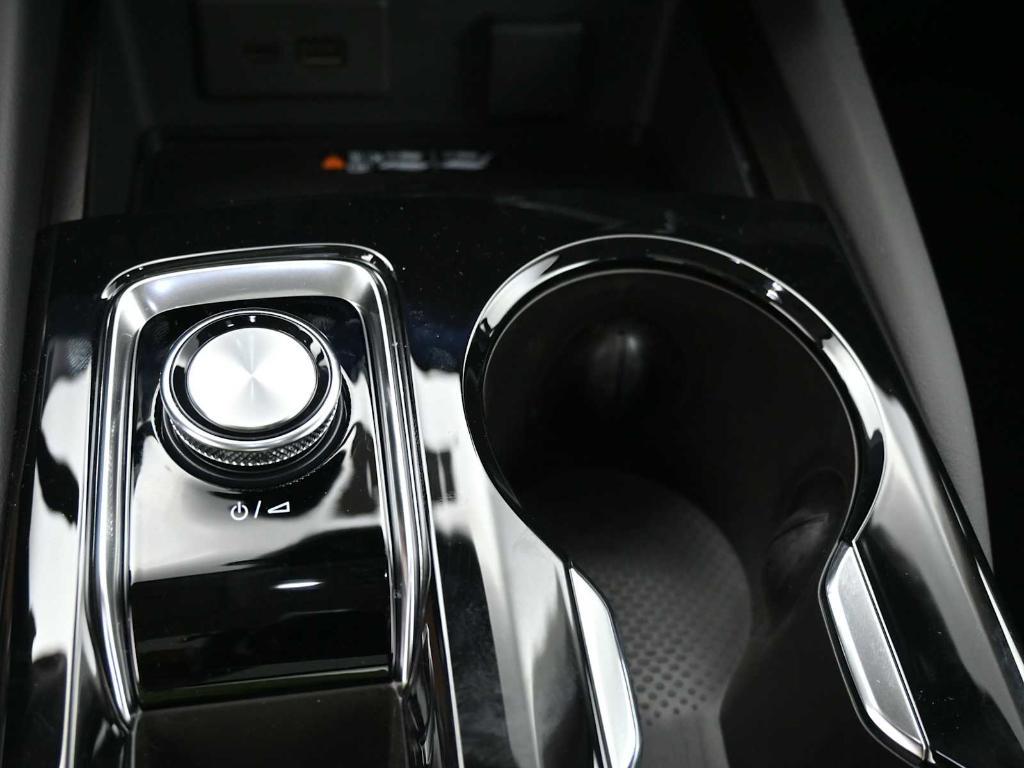 new 2025 Buick Envision car, priced at $39,500