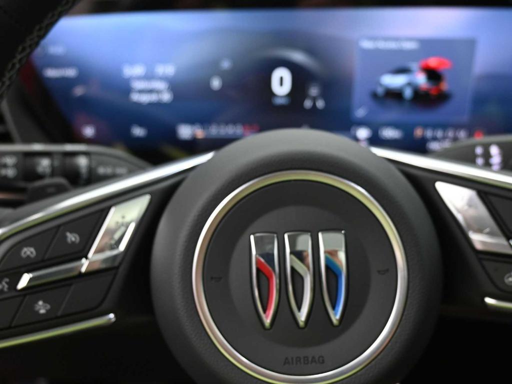 new 2025 Buick Envision car, priced at $39,500