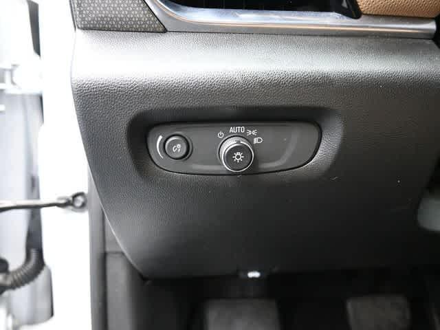 used 2023 Chevrolet Traverse car, priced at $35,350