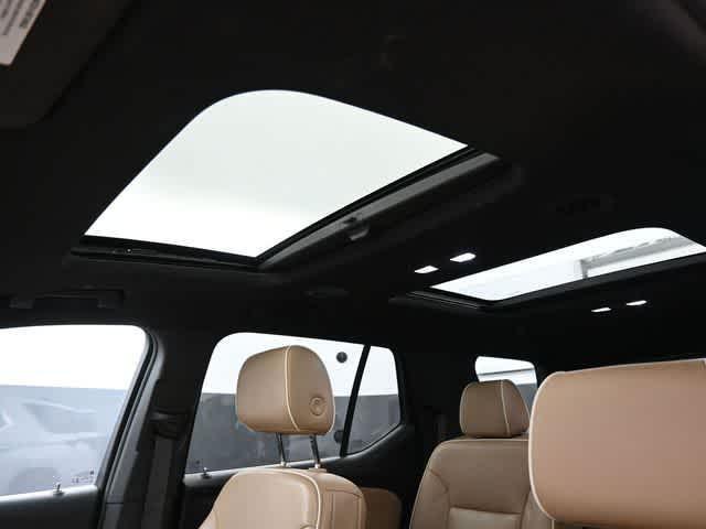 used 2023 Chevrolet Traverse car, priced at $35,949