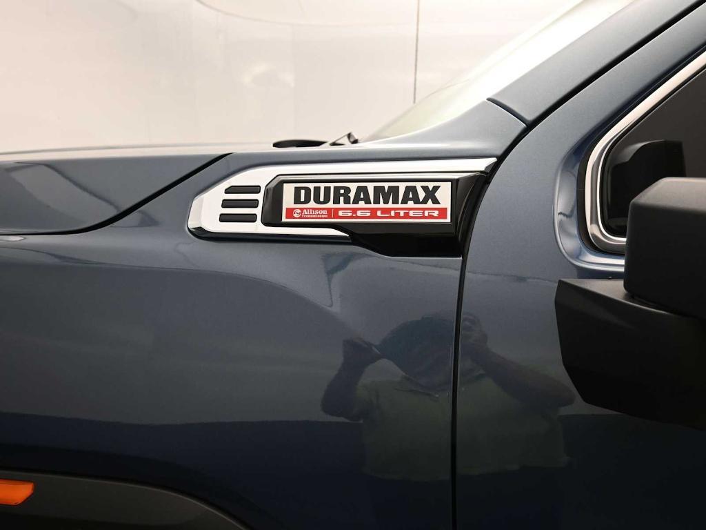 new 2025 GMC Sierra 2500 car, priced at $80,500