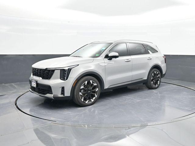 used 2024 Kia Sorento car, priced at $34,277