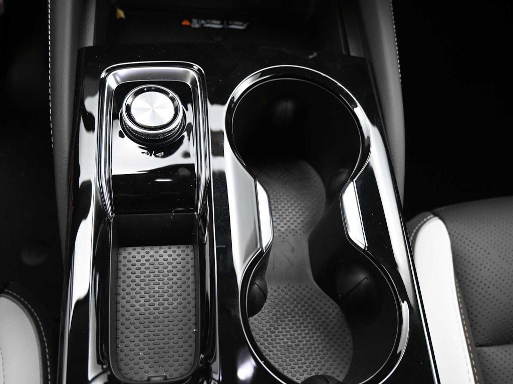 new 2025 Buick Envision car, priced at $38,000