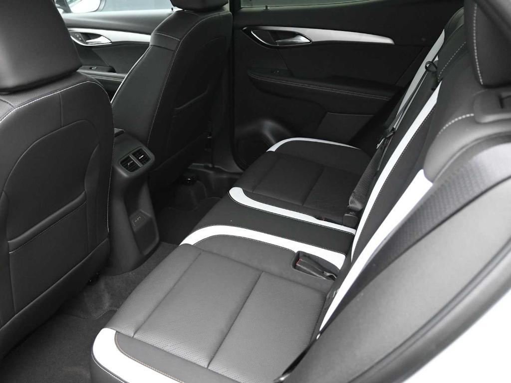 new 2025 Buick Envision car, priced at $38,000