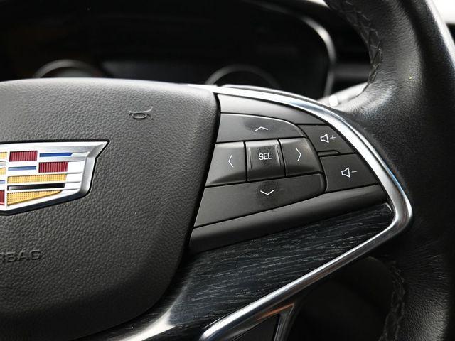 used 2023 Cadillac XT5 car, priced at $30,977