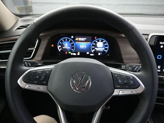 used 2025 Volkswagen Atlas car, priced at $45,943