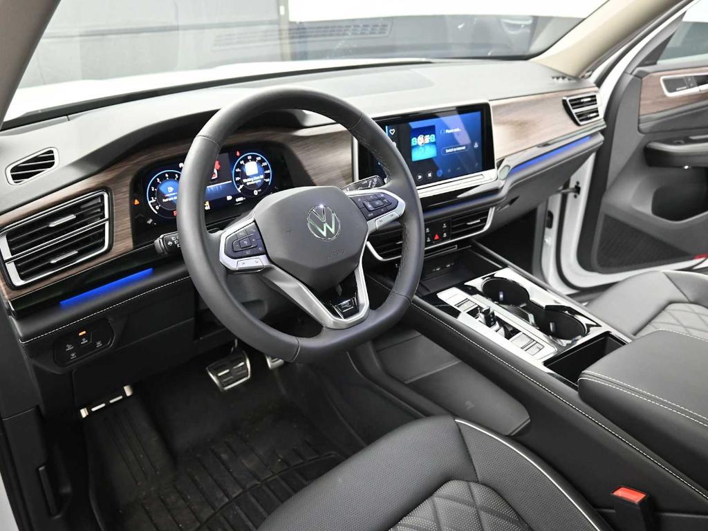 used 2025 Volkswagen Atlas car, priced at $43,949