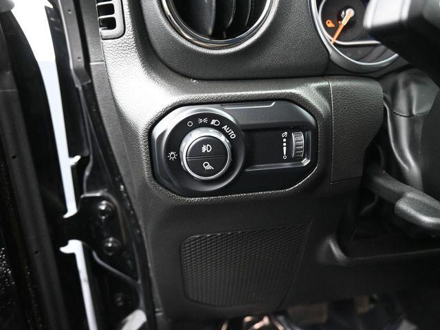 used 2023 Jeep Gladiator car, priced at $35,242