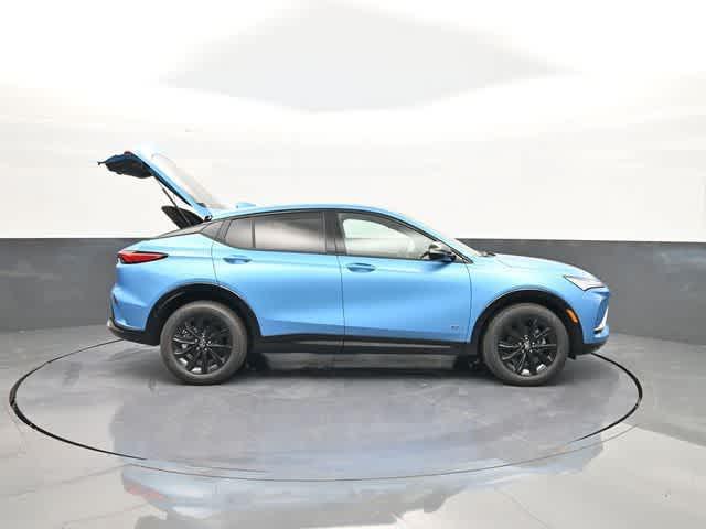 new 2025 Buick Envista car, priced at $25,500