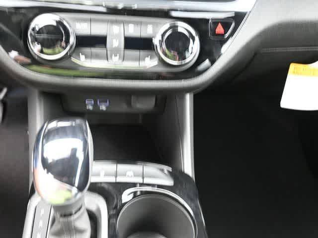 new 2025 Buick Envista car, priced at $25,500