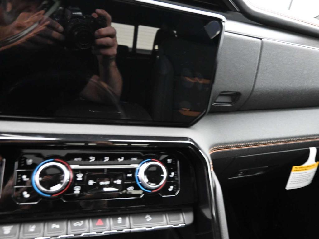 new 2025 GMC Sierra 2500 car, priced at $81,000