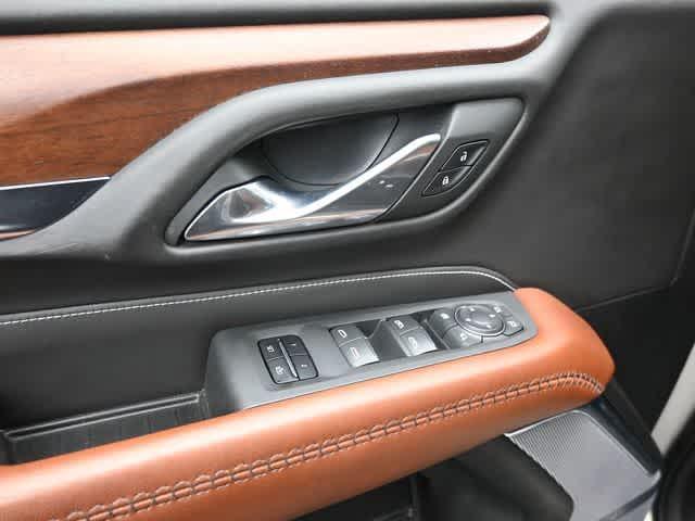 used 2023 GMC Yukon XL car, priced at $71,313