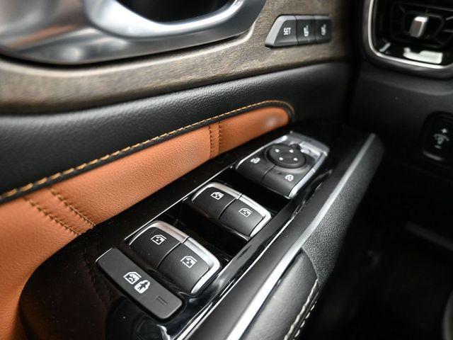 used 2023 Kia Sorento car, priced at $33,877