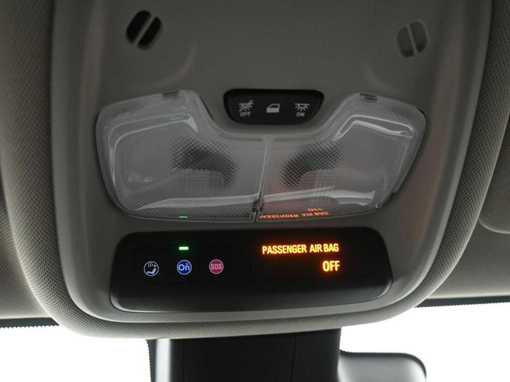 new 2025 Buick Encore GX car, priced at $27,500