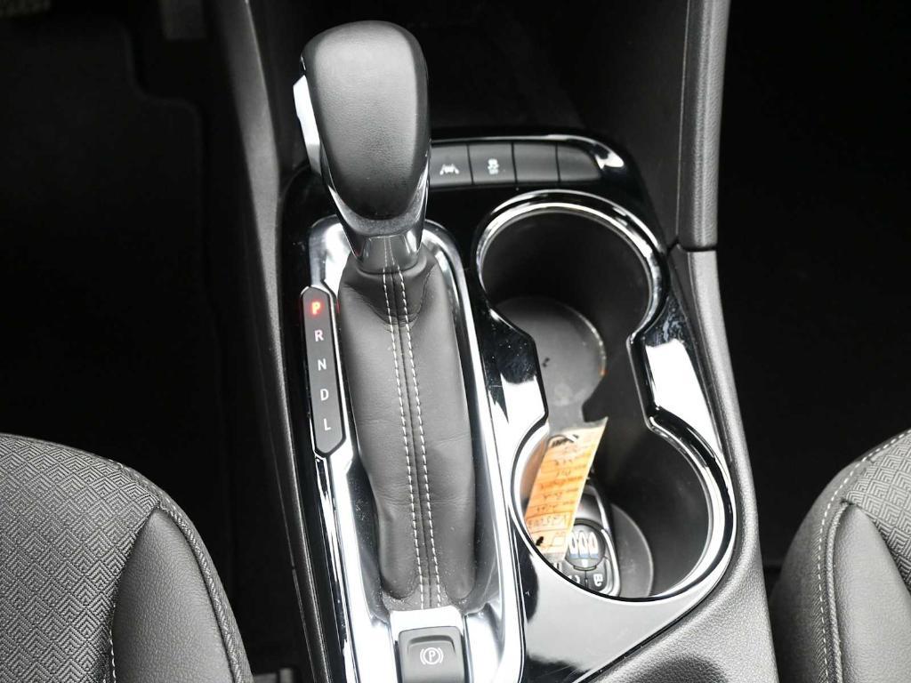 new 2025 Buick Encore GX car, priced at $27,500