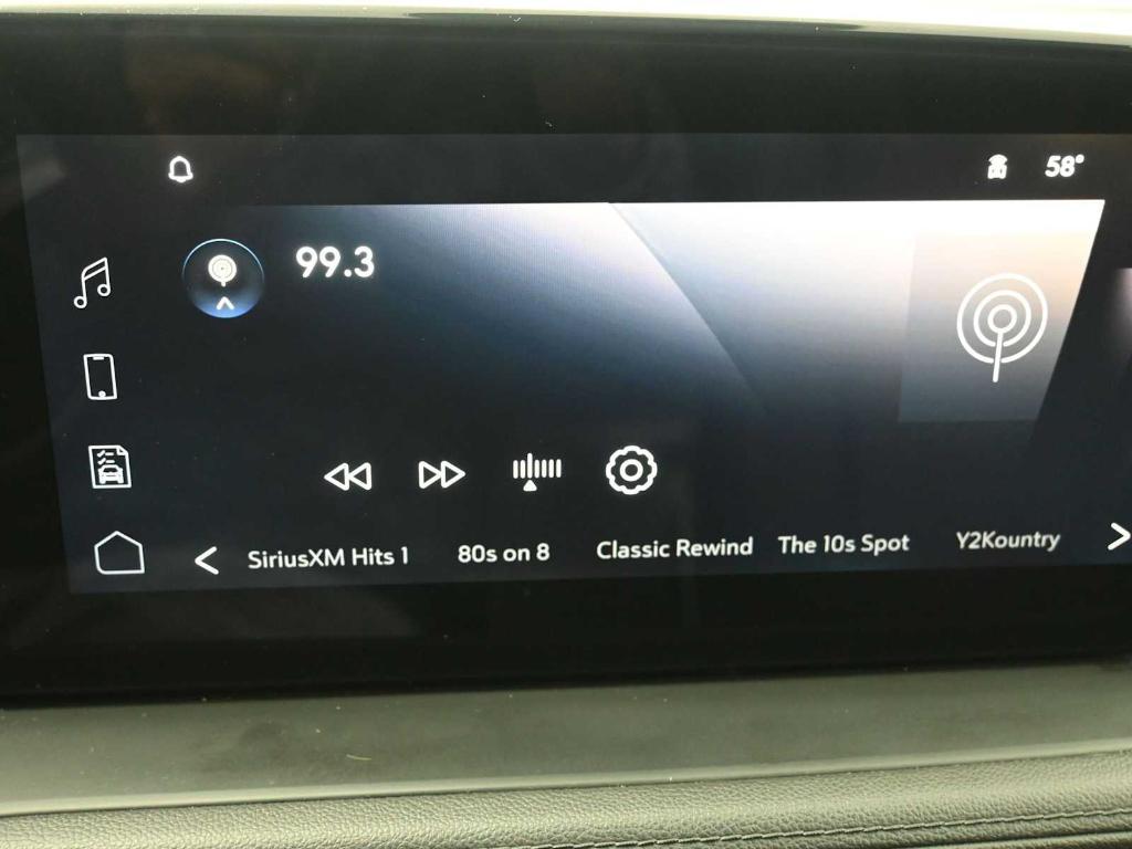 new 2025 Buick Encore GX car, priced at $27,500