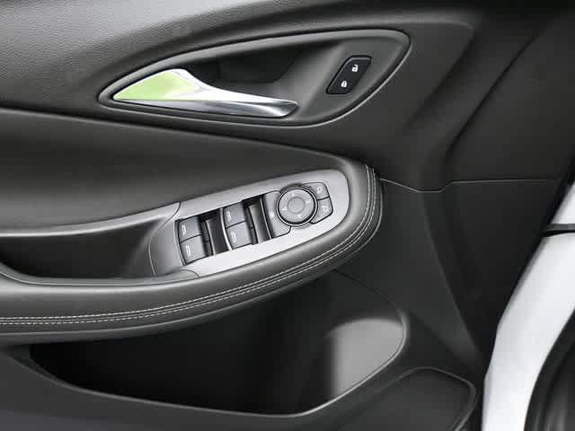 new 2025 Buick Encore GX car, priced at $24,850