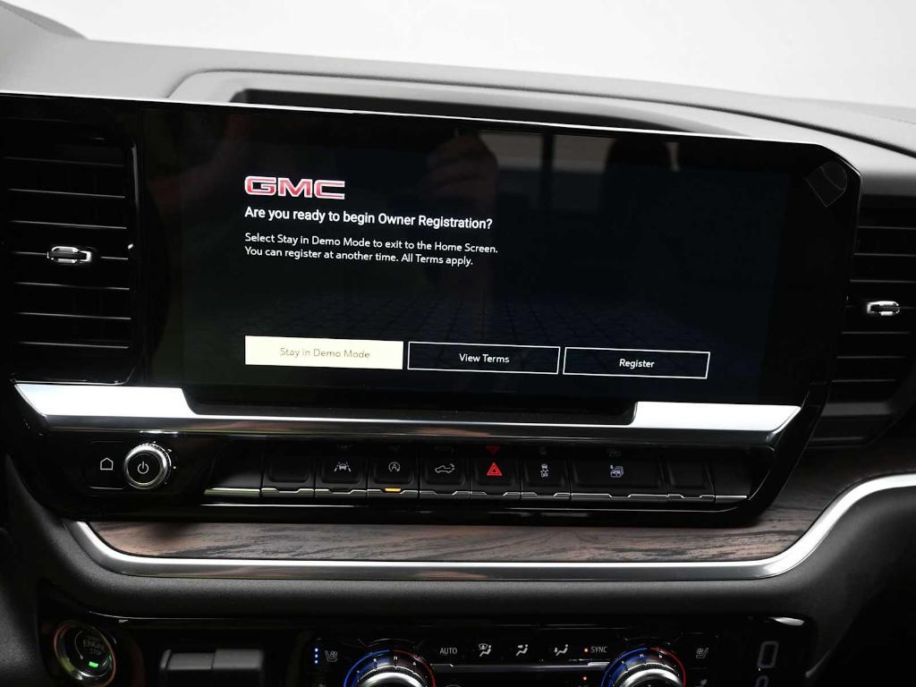 new 2025 GMC Sierra 1500 car, priced at $55,650