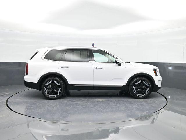 used 2023 Kia Telluride car, priced at $32,471