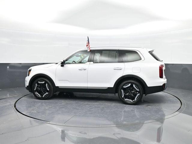 used 2023 Kia Telluride car, priced at $32,471