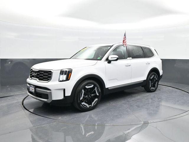 used 2023 Kia Telluride car, priced at $32,471