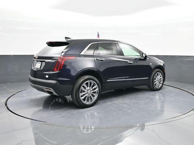 used 2022 Cadillac XT5 car, priced at $27,943