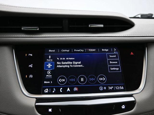 used 2022 Cadillac XT5 car, priced at $27,943