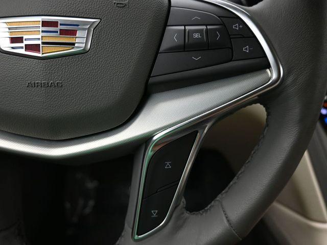 used 2022 Cadillac XT5 car, priced at $27,943