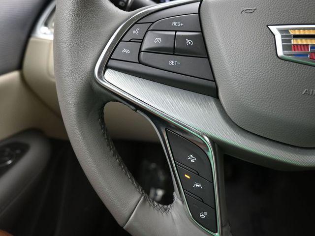 used 2022 Cadillac XT5 car, priced at $27,943