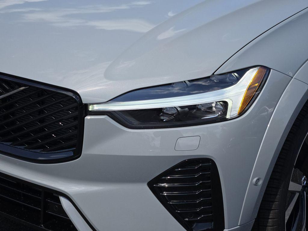 new 2026 Volvo XC60 car, priced at $76,905
