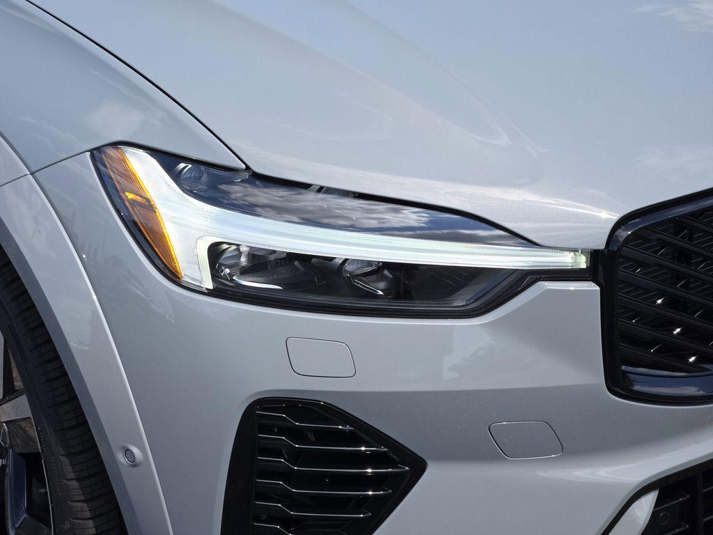 new 2026 Volvo XC60 car, priced at $76,905