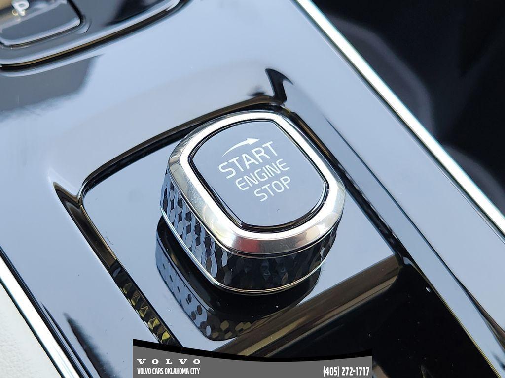 new 2026 Volvo XC90 car, priced at $75,070