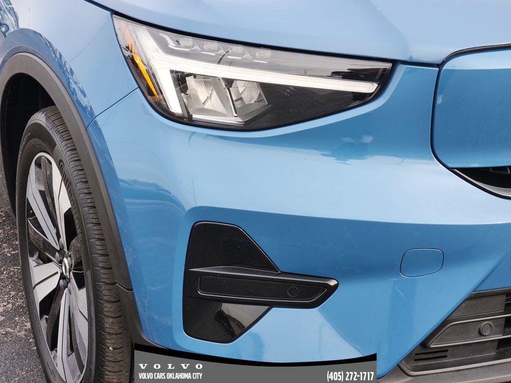 used 2023 Volvo XC40 Recharge Pure Electric car, priced at $27,500