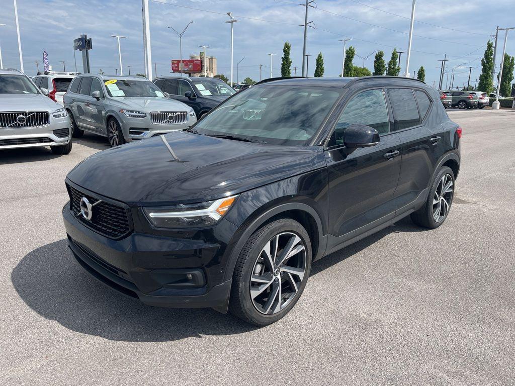 used 2020 Volvo XC40 car, priced at $26,500