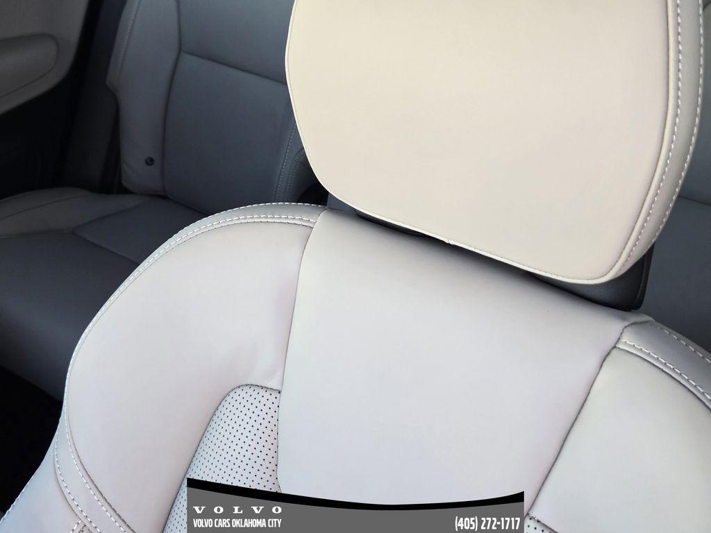 new 2026 Volvo XC90 car, priced at $81,245