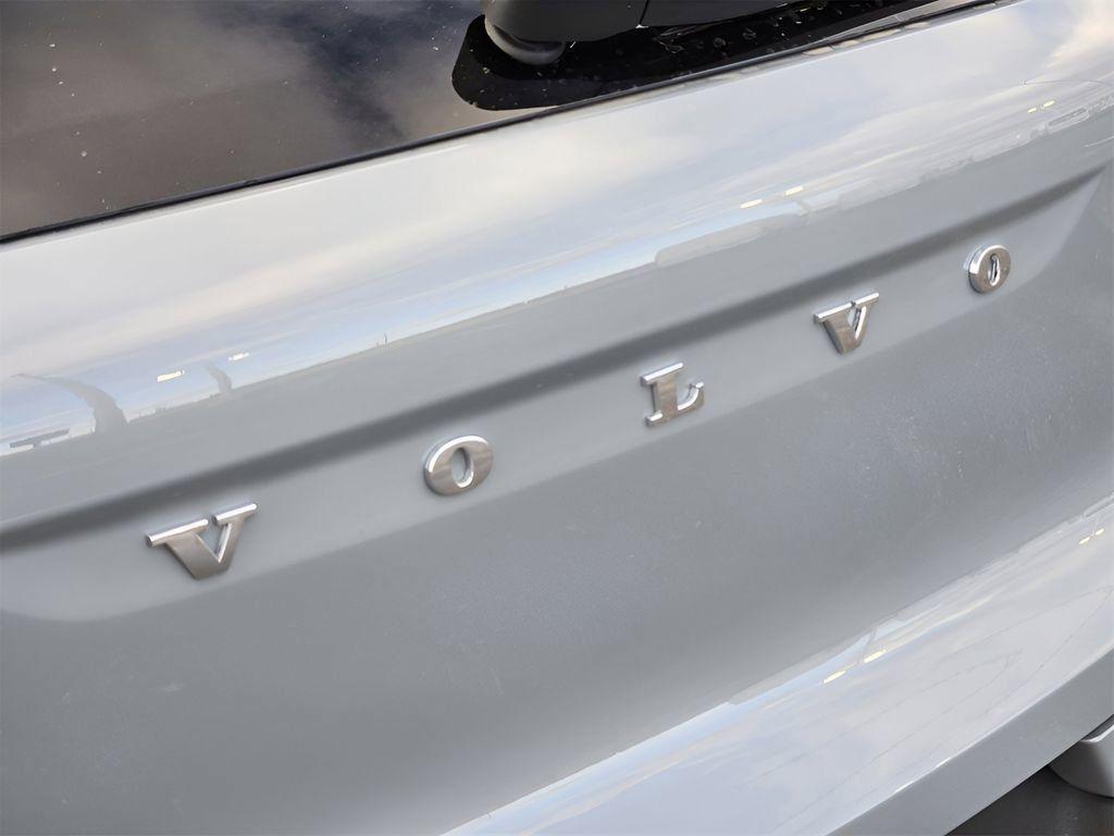 new 2025 Volvo XC40 car, priced at $48,335