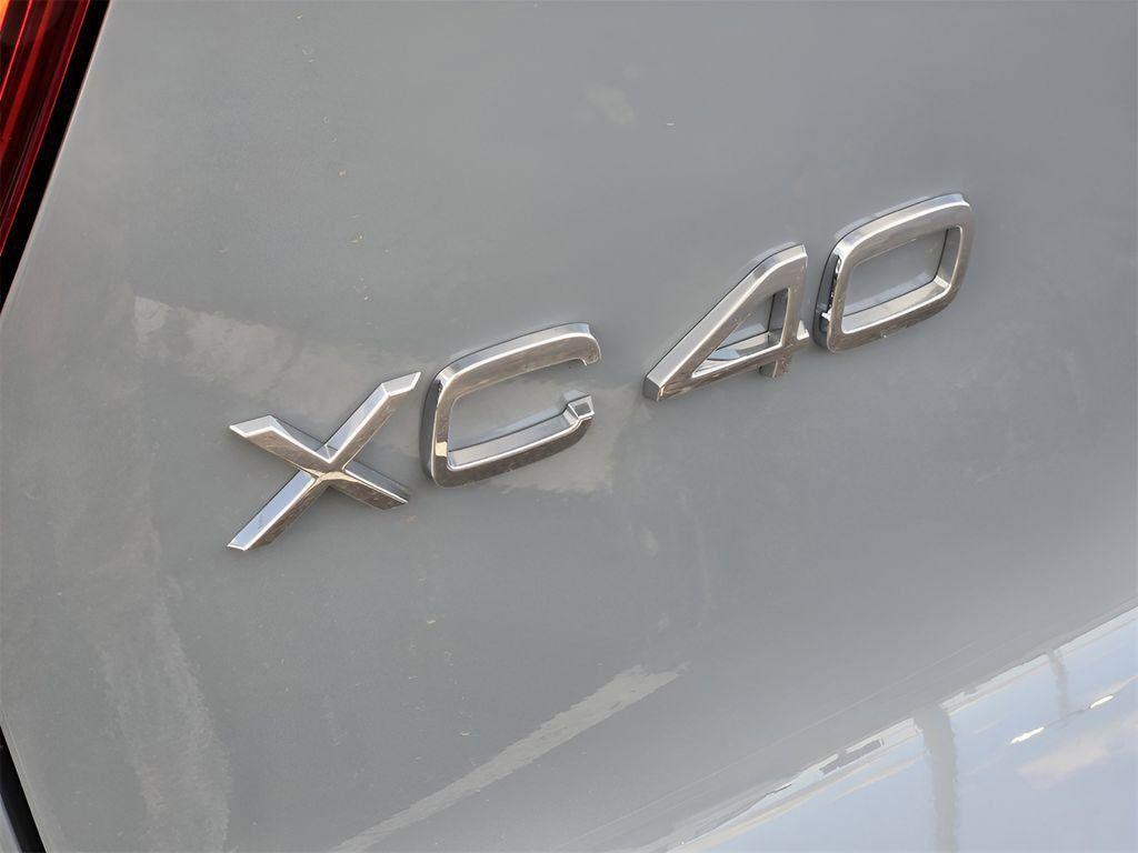 new 2025 Volvo XC40 car, priced at $48,335
