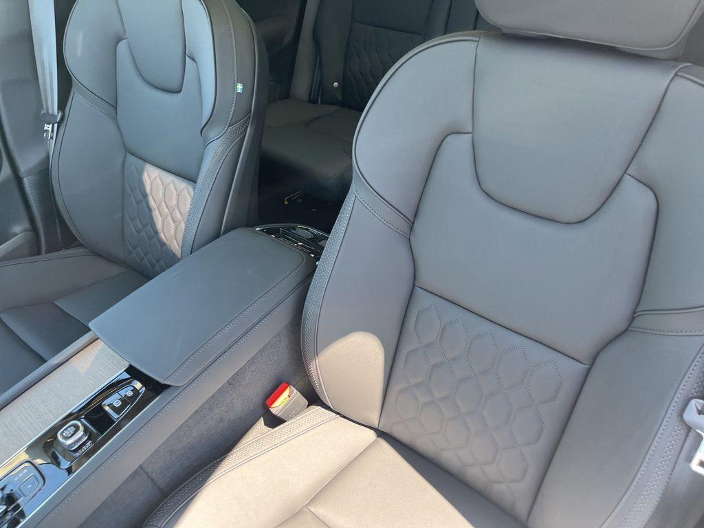 new 2025 Volvo XC90 Plug-In Hybrid car, priced at $79,800
