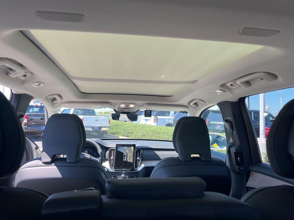 new 2025 Volvo XC90 Plug-In Hybrid car, priced at $79,800