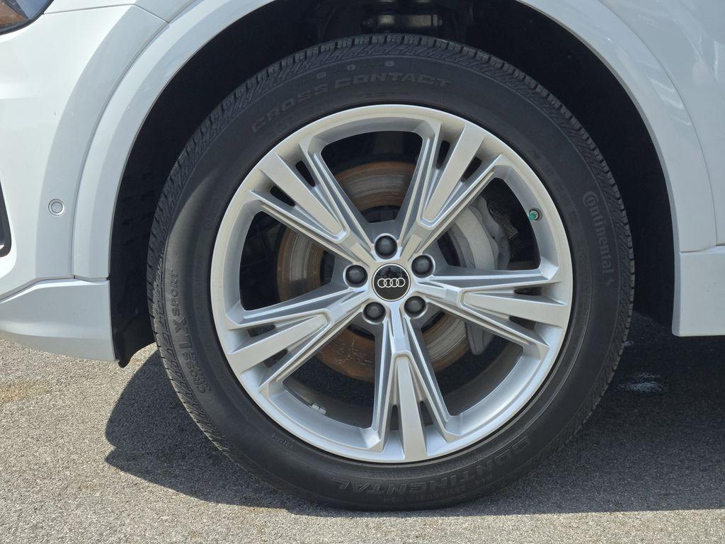used 2022 Audi Q8 car, priced at $47,900