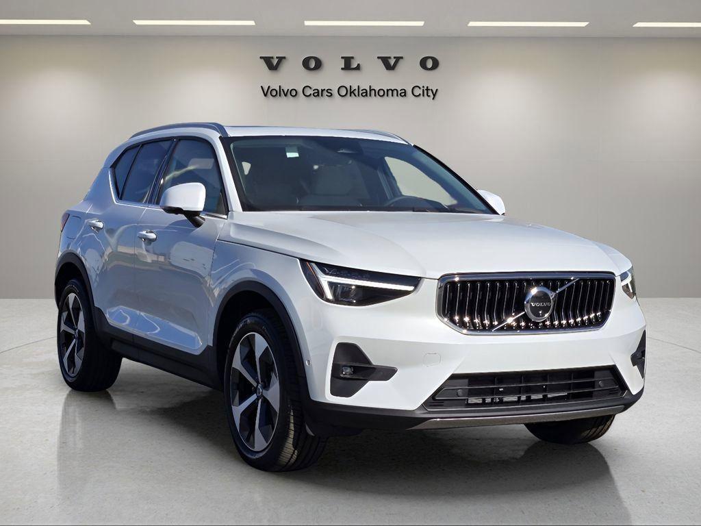 used 2025 Volvo XC40 car, priced at $47,214